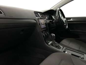 Used Volkswagen Golf 2020 for sale - 74850130: Photo