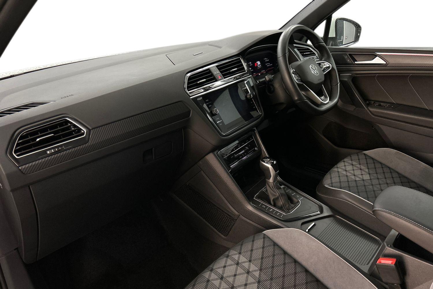 Used Volkswagen Tiguan 2023 for sale - 75978030: Photo 2