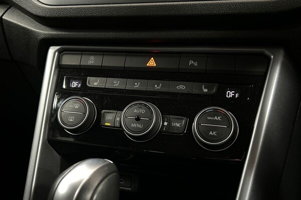 Used Volkswagen T-Roc 2021 for sale - 75707316: Photo 17