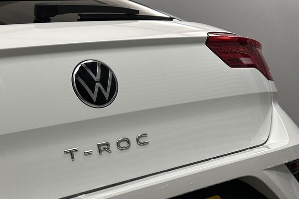 Used Volkswagen T-Roc 2021 for sale - 75707316: Photo 20