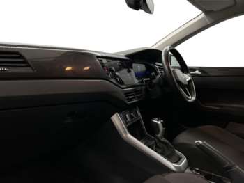 Used Volkswagen Polo 2024 for sale - 74851050: Photo