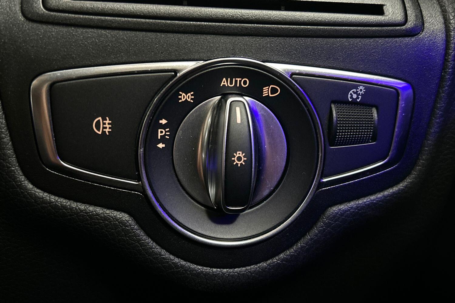 Used Mercedes-Benz GLC 2022 for sale - 75940602: Photo 25