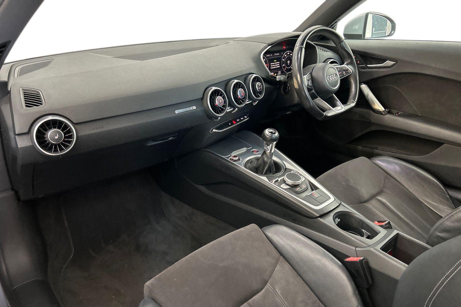 Used Audi TT 2016 for sale - 76042333: Photo 2