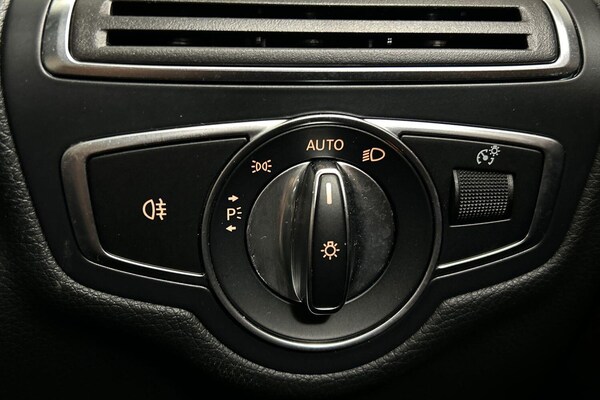 Used Mercedes-Benz C-Class 2019 for sale - 76043138: Photo 24