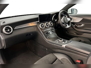 Used Mercedes-Benz C-Class 2019 for sale - 76043138: Photo