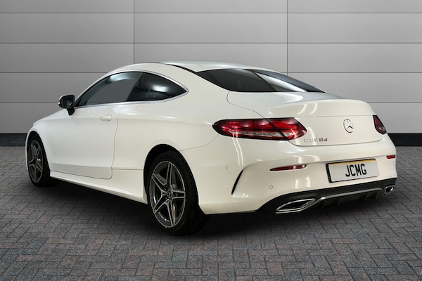 Used Mercedes-Benz C-Class 2019 for sale - 76043138: Photo 3