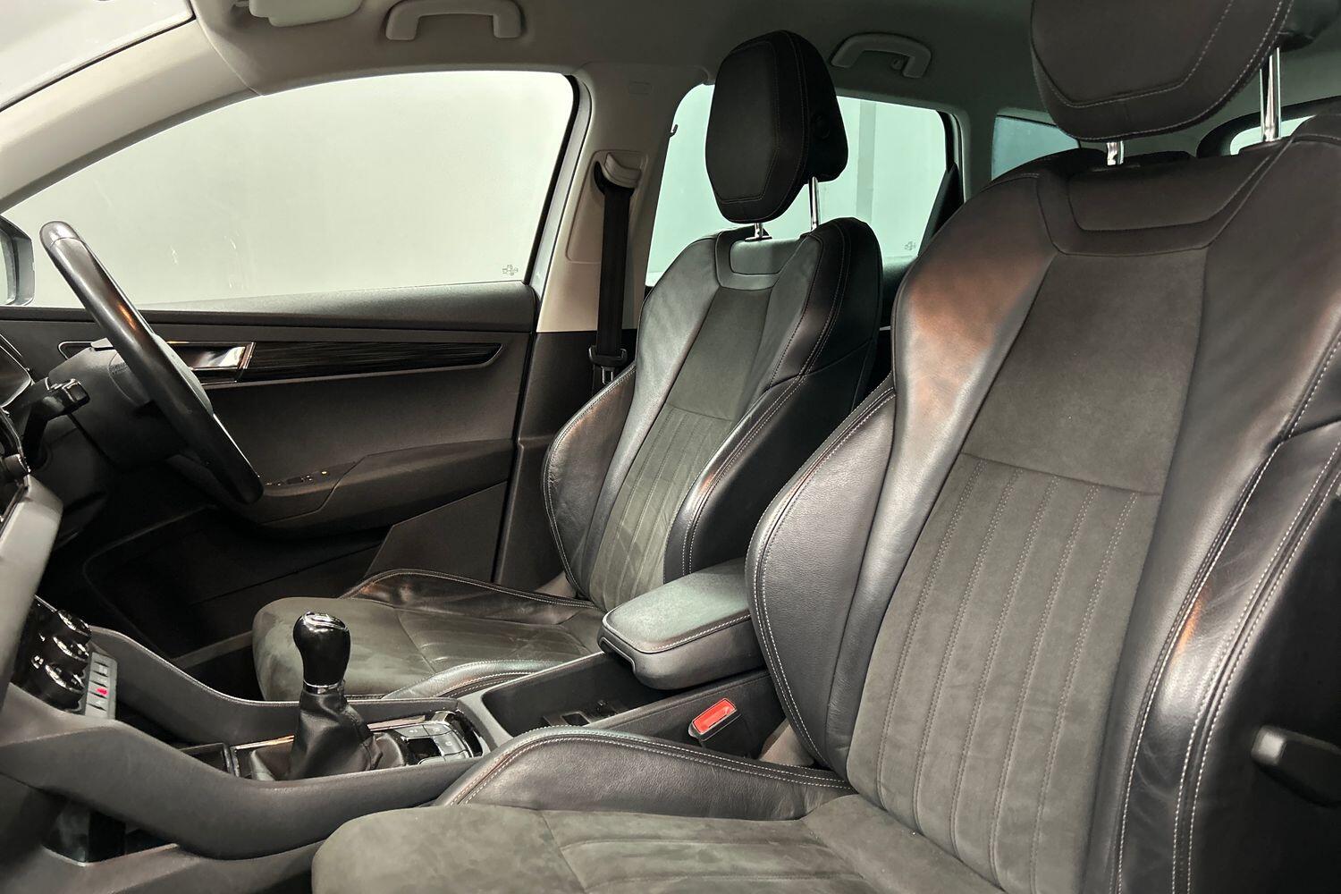 Used Skoda Karoq for sale - 76200896: Photo 16
