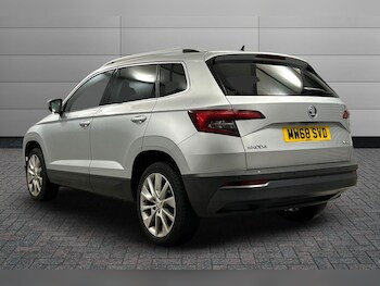 Used Skoda Karoq 2018 for sale - 76200896: Photo