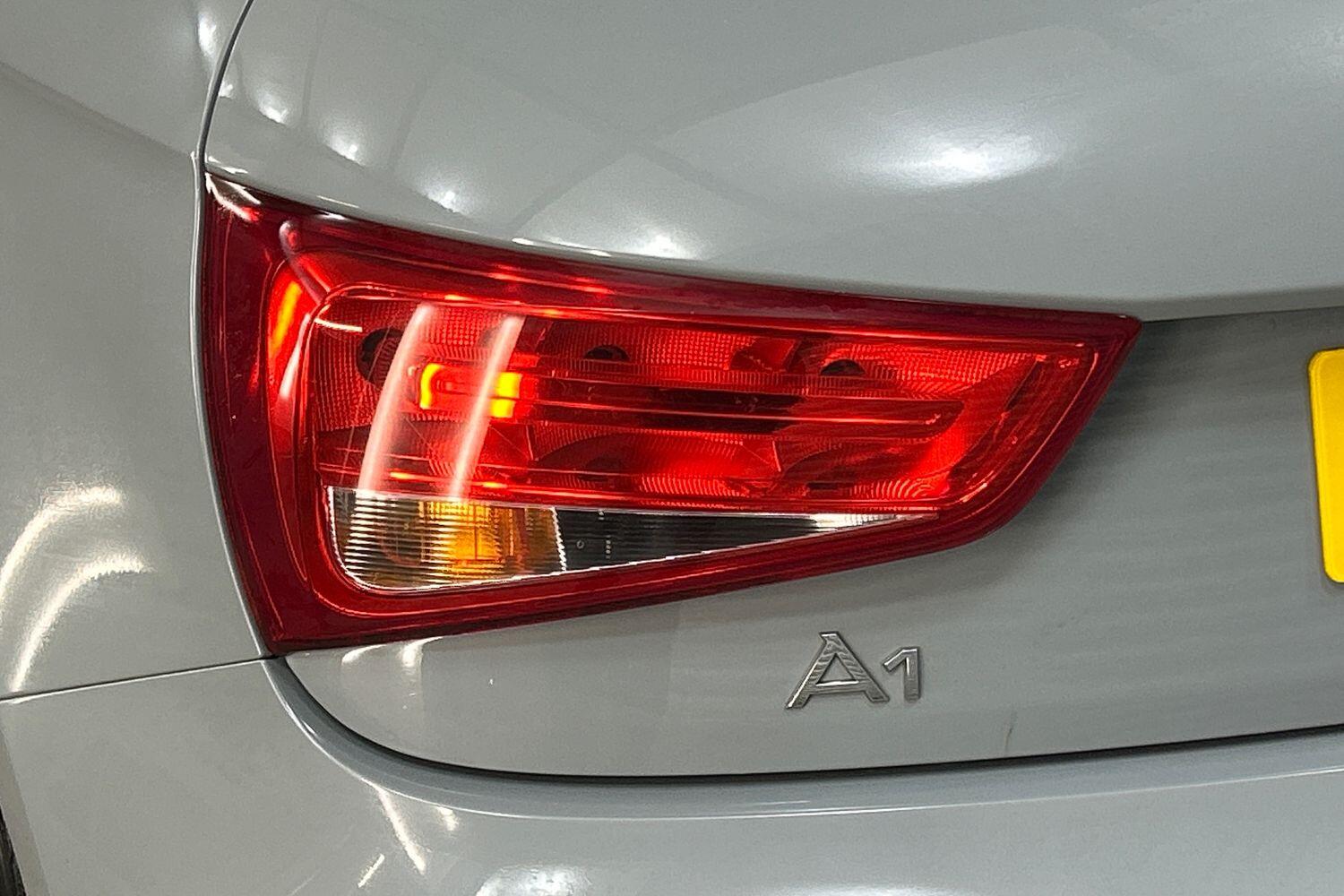 Used Audi A1 for sale - 75978357: Photo 19