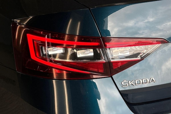 Used Skoda Superb 2018 for sale - 76200011: Photo 19