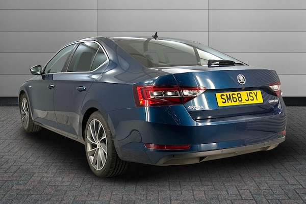 Used Skoda Superb 2018 for sale - 76200011: Photo 3