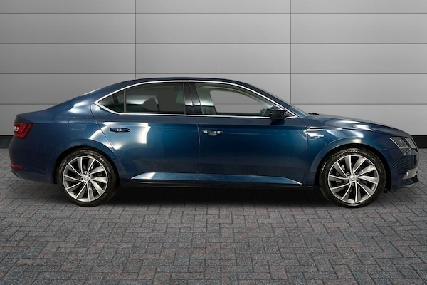 Used Skoda Superb 2018 for sale - 76200011: Photo 4