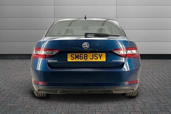 Used Skoda Superb 2018 for sale - 76200011: Photo 7