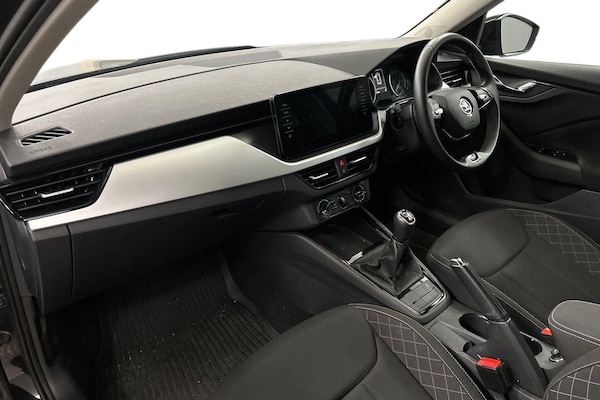 Used Skoda Kamiq 2023 for sale - 76041885: Photo 2