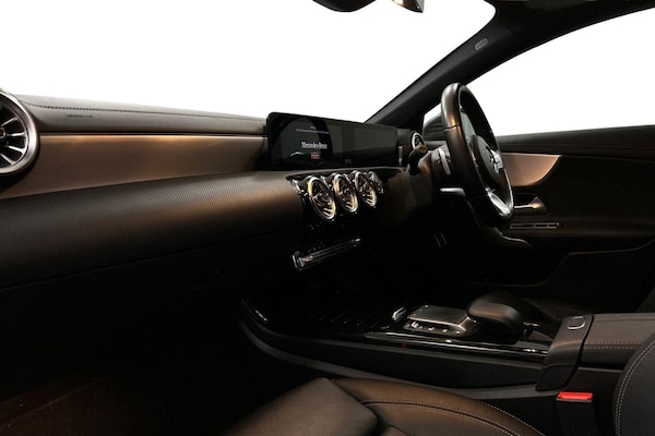 Used Mercedes-Benz CLA 2021 for sale - 74848582: Photo 2