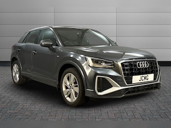 Audi - Q2