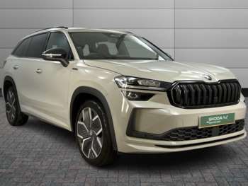 2025 (25) - 1.5 TSI (204ps) Sportline iV DSG 5-Door