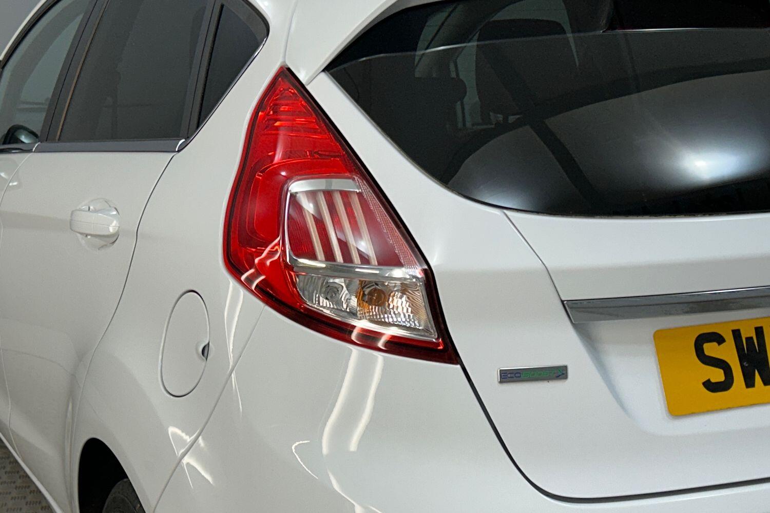 Used Ford Fiesta 2016 for sale - 76032201: Photo 19
