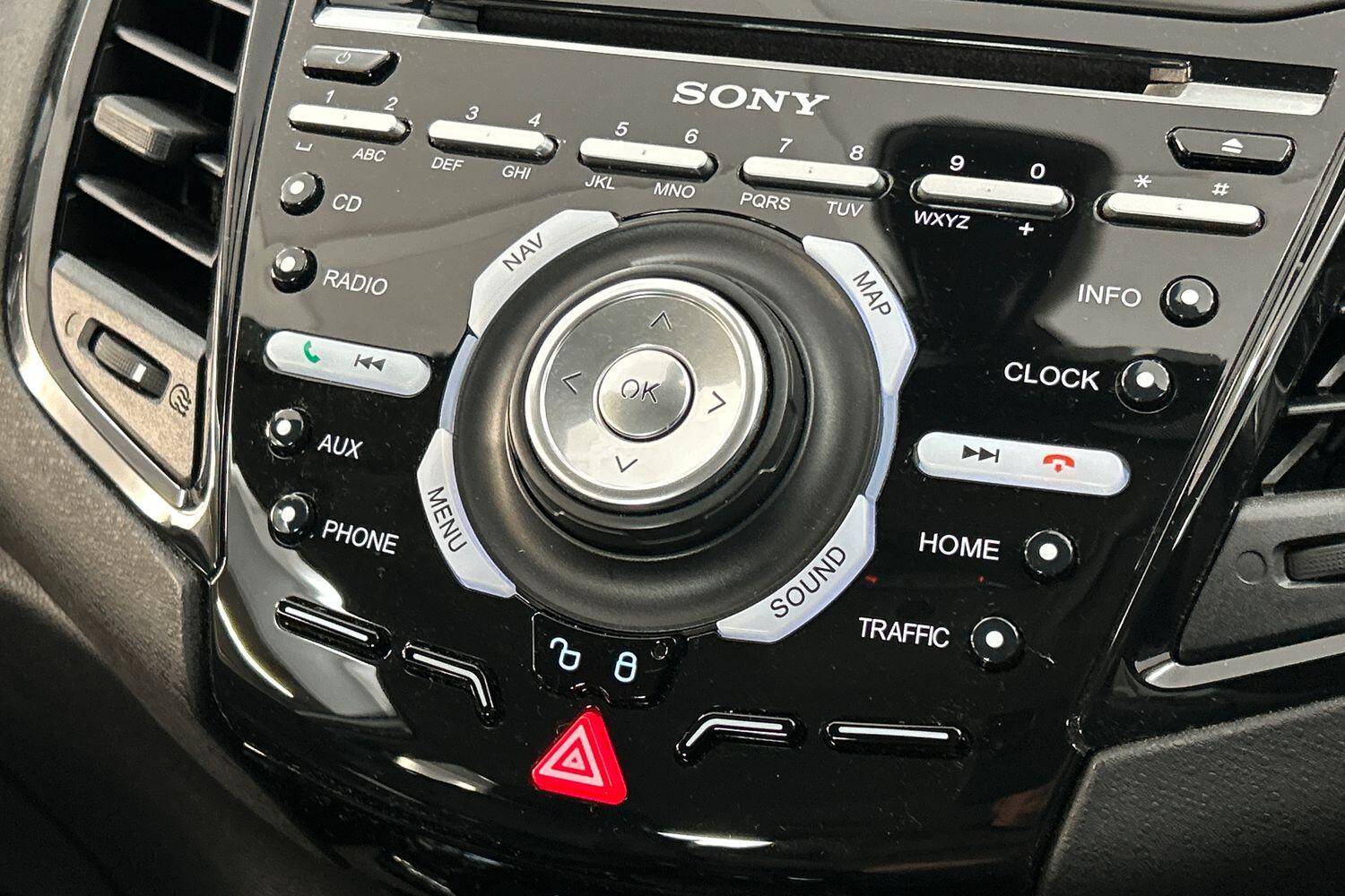 Used Ford Fiesta 2016 for sale - 76032201: Photo 23