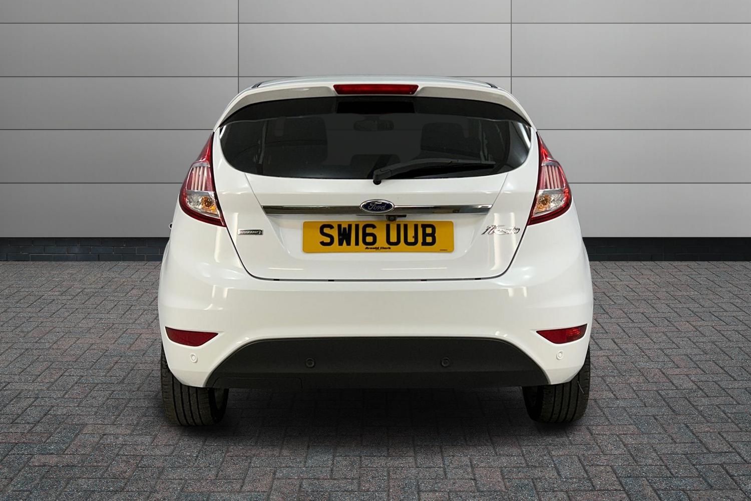 Used Ford Fiesta 2016 for sale - 76032201: Photo 7