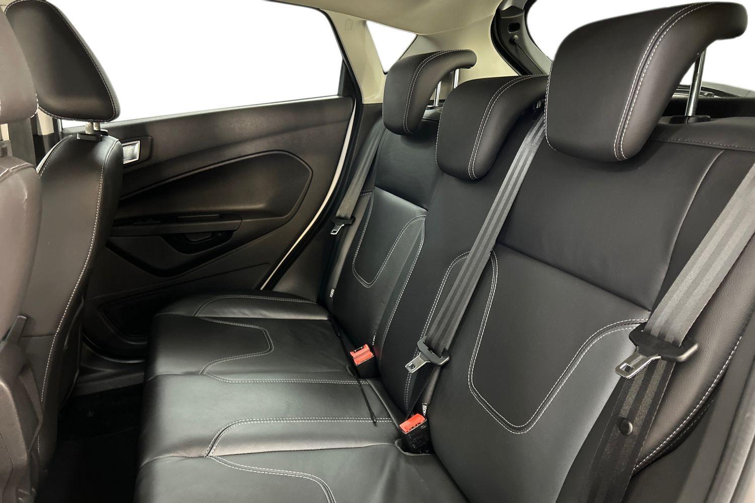 Used Ford Fiesta 2016 for sale - 76032201: Photo 9