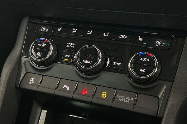 Used Skoda Karoq 2024 for sale - 76109332: Photo 17
