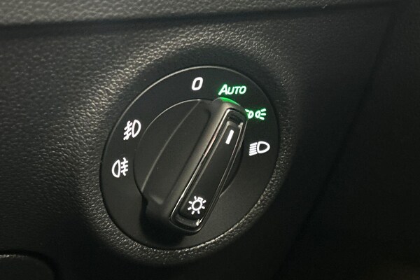Used Skoda Karoq 2024 for sale - 76109332: Photo 24