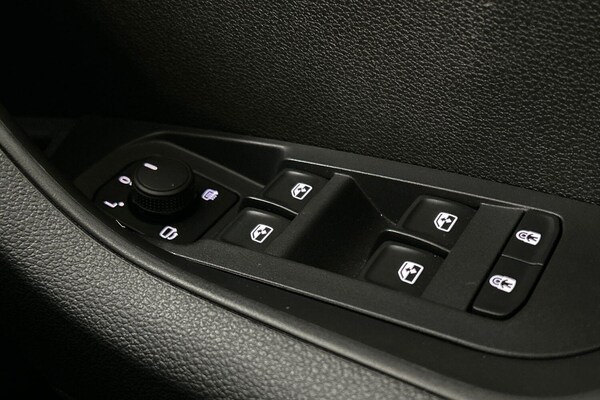 Used Skoda Karoq 2024 for sale - 76109332: Photo 25