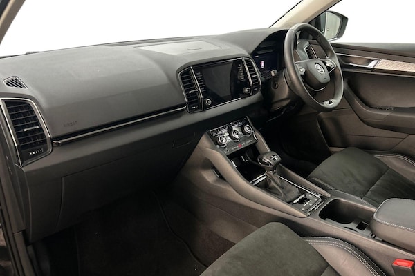 Used Skoda Karoq 2024 for sale - 76109332: Photo 2