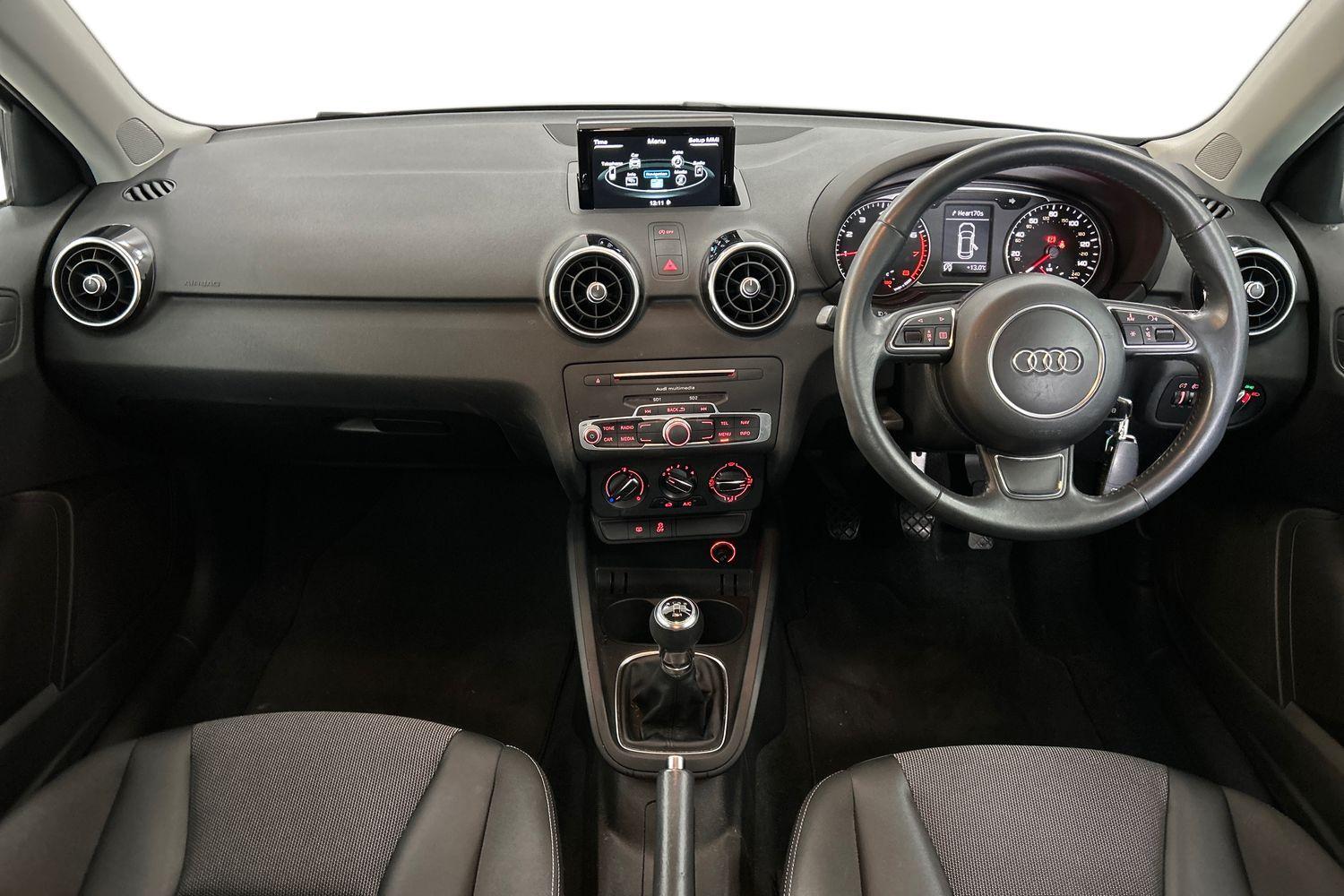 Used Audi A1 2015 for sale - 76032572: Photo 10
