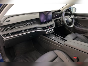 Used Skoda Superb 2024 for sale - 75478756: Photo