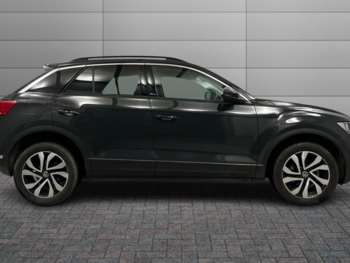 Used Volkswagen T-Roc 2022 for sale - 74849303: Photo