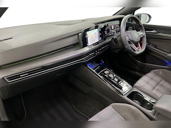 Used Volkswagen Golf 2024 for sale - 75339971: Photo