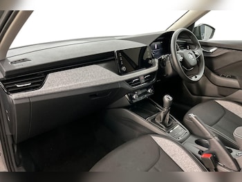 Used Skoda Kamiq 2024 for sale - 76200863: Photo 2