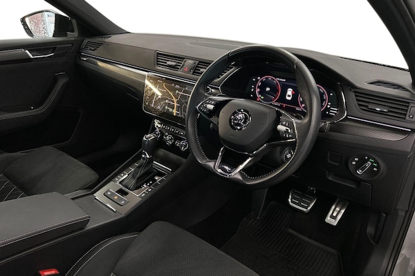 Used Skoda Superb 2023 for sale - 75978567: Photo 6