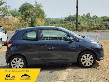 Used Peugeot 108 2014 for sale - 79441241: Photo