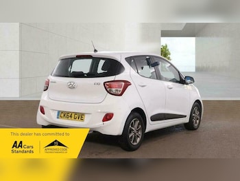 Used Hyundai i10 2015 for sale - 79464272: Photo
