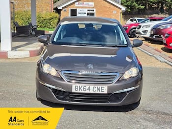 Used Peugeot 308 2014 for sale - 79767176: Photo