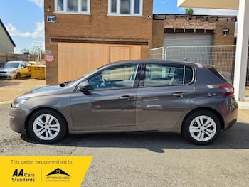 Used Peugeot 308 2014 for sale - 79767176: Photo