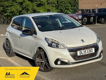 Used Peugeot 208 2015 for sale - 78685031: Photo