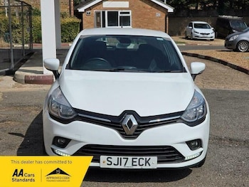 Used Renault Clio 2017 for sale - 79412517: Photo