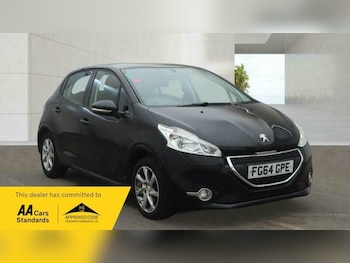 Used Peugeot 208 2014 for sale - 79465099: Photo