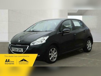 Used Peugeot 208 2014 for sale - 79465099: Photo