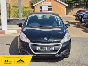 Used Peugeot 208 2016 for sale - 79774651: Photo