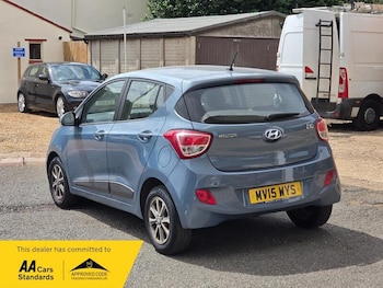 Used Hyundai i10 2015 for sale - 79412474: Photo
