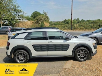 Used Citroen C4 Cactus 2016 for sale - 79412551: Photo