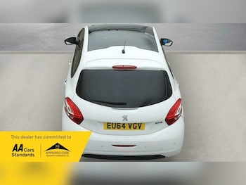Used Peugeot 208 2014 for sale - 79464895: Photo