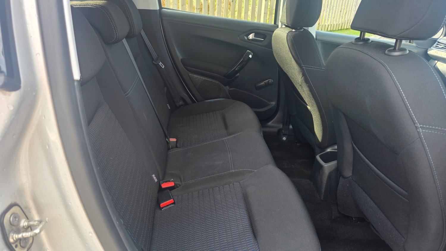 Used Peugeot 208 2015 for sale - 78178336: Photo 11