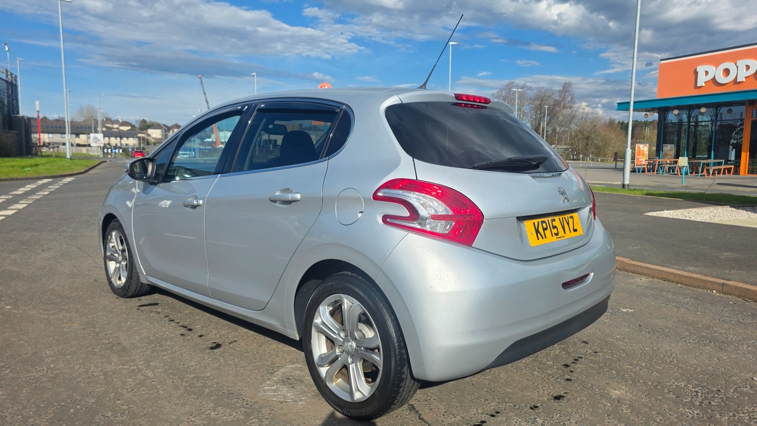 Used Peugeot 208 2015 for sale - 78178336: Photo 4