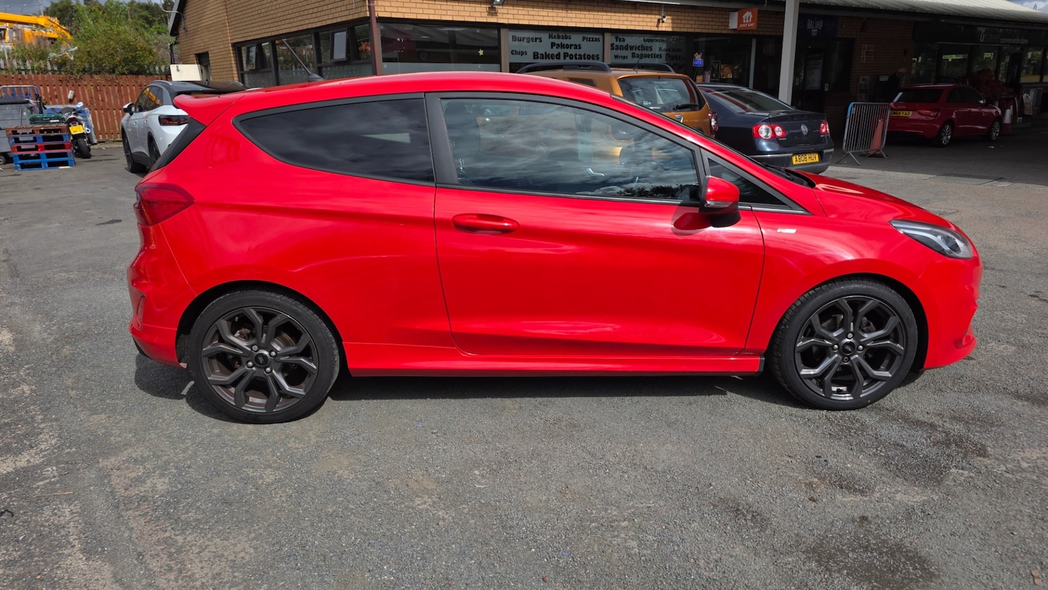 Used Ford Fiesta 2018 for sale - 77901037: Photo 5